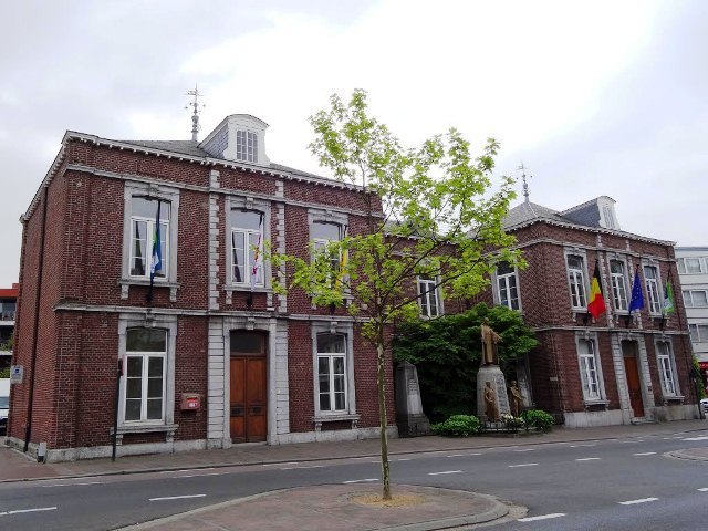 Oud-Gemeentehuis (Photo Pascal Van Acker)